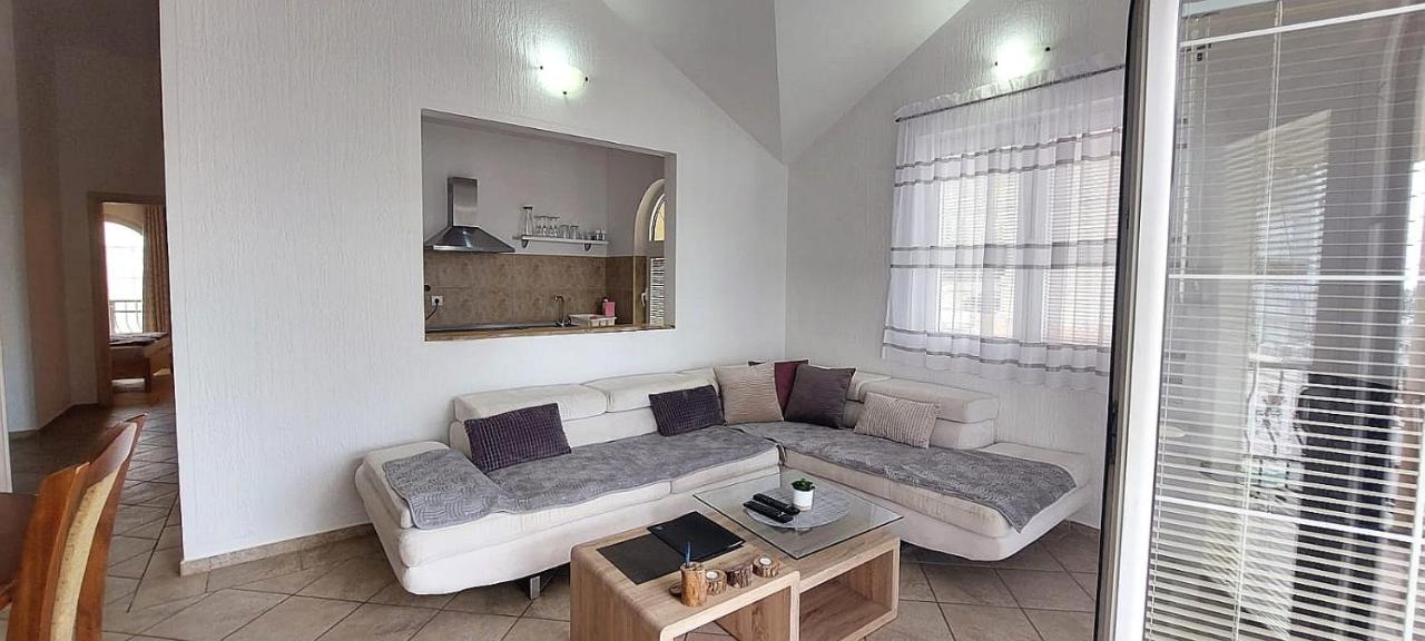 D & S Family Apartments Budva Exteriör bild